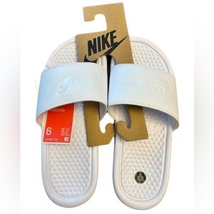🆕 NWT NIKE Women's Benassi JDI Slide Sandals